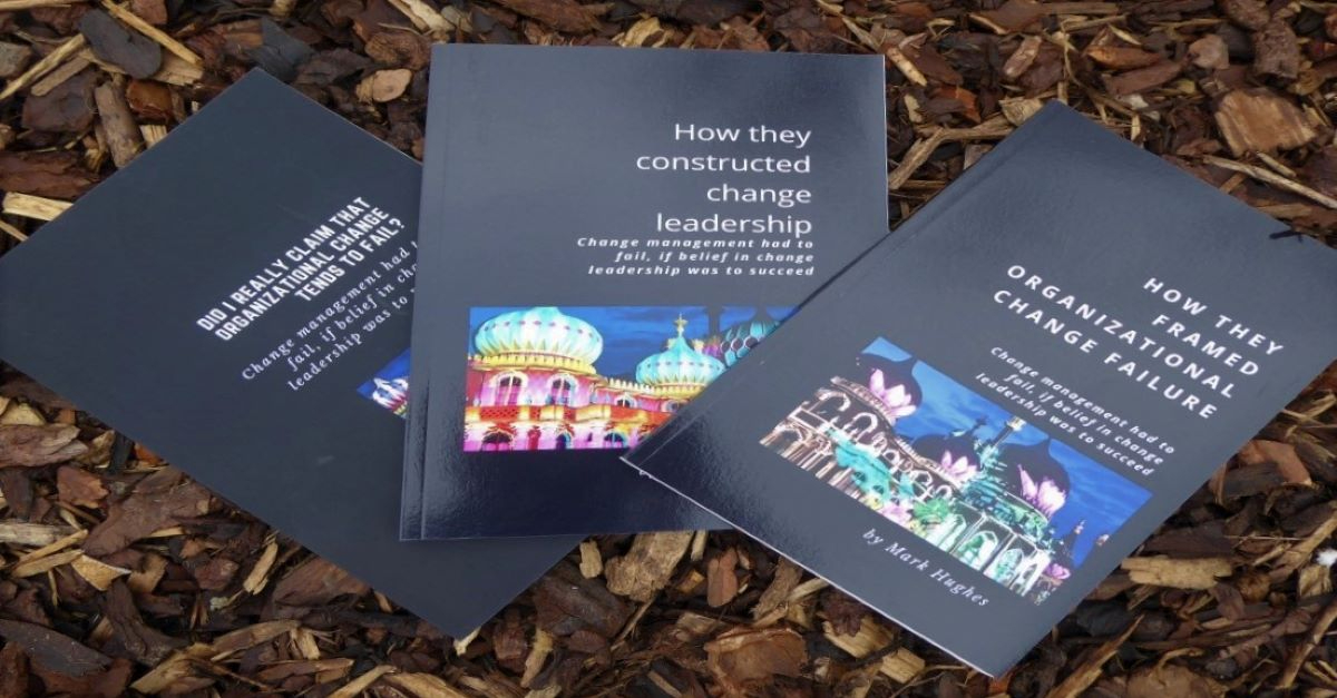 Covers of the organizational change notebooks